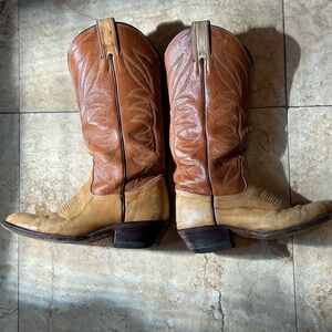 Bona Allen Cowboy Boots size 7
